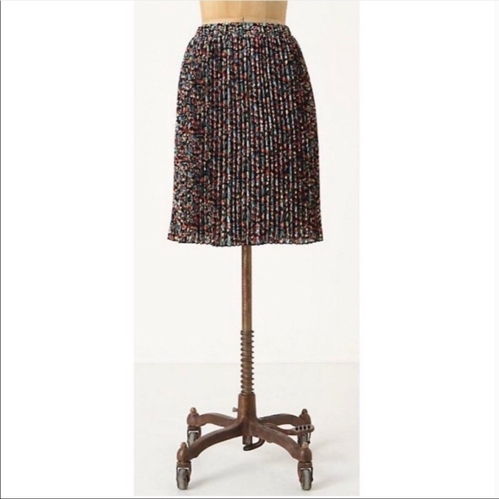 Anthropologie floral pleated skirt pull on styling